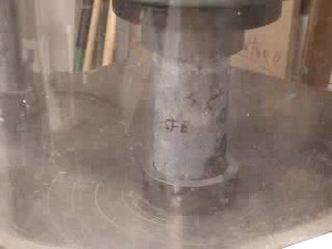 concrete-lab-compression